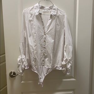 New York & Company Ruffle Button Down Shirt Size L